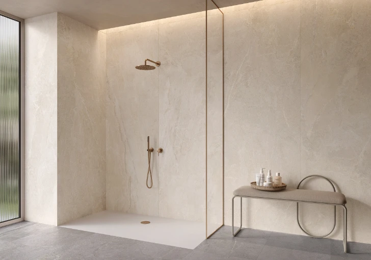 Combinación revestimiento SPC – Pavimento porcelánico
